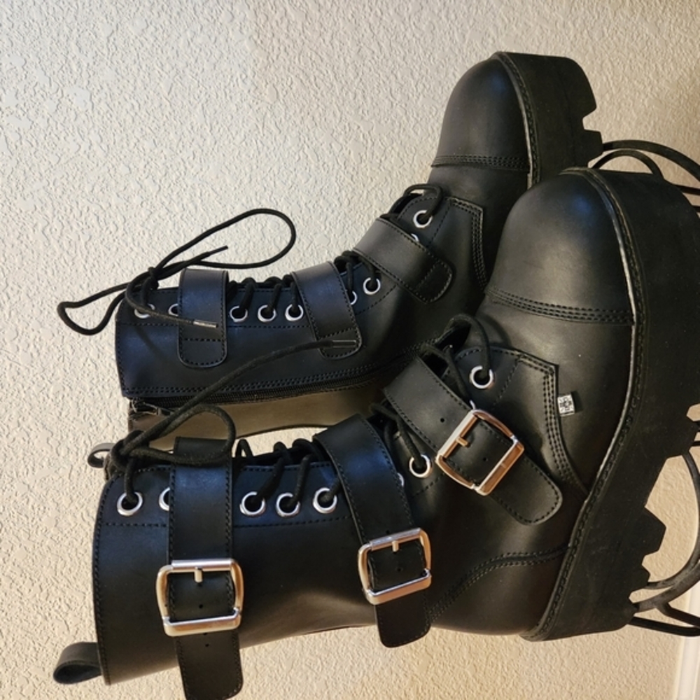Black Platform Combat Boots